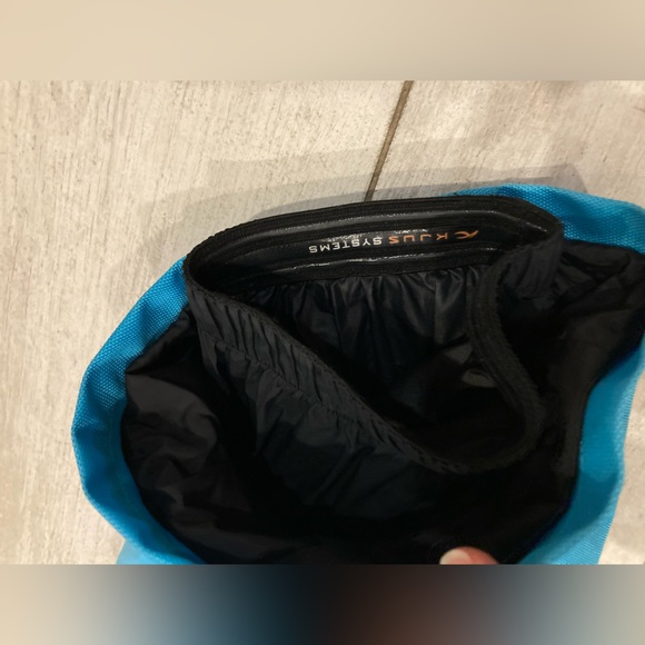 KJUS waterproof insulated stretch Ski Pants Womens - Picture 5 of 12